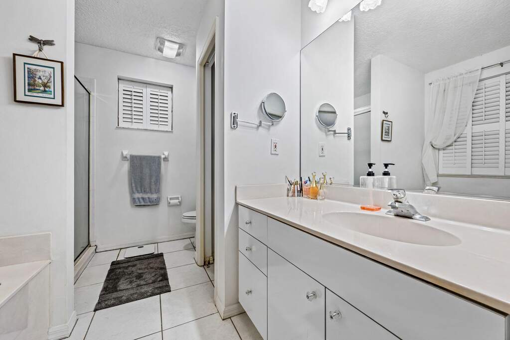 3 Bedroom Single Family Home/House's Image 17