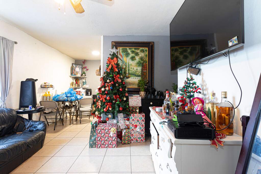 4 Bedroom Single Family Home/House's Image 16