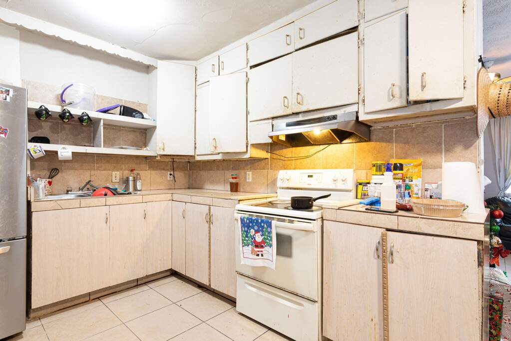 4 Bedroom Single Family Home/House's Image 17