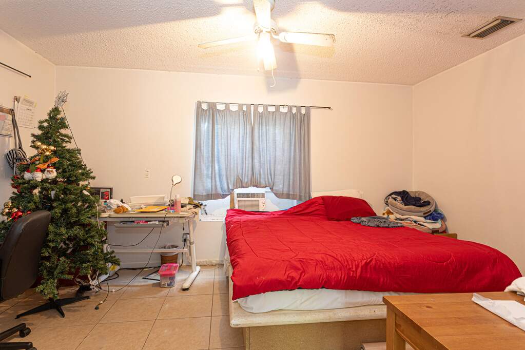 4 Bedroom Single Family Home/House's Image 23