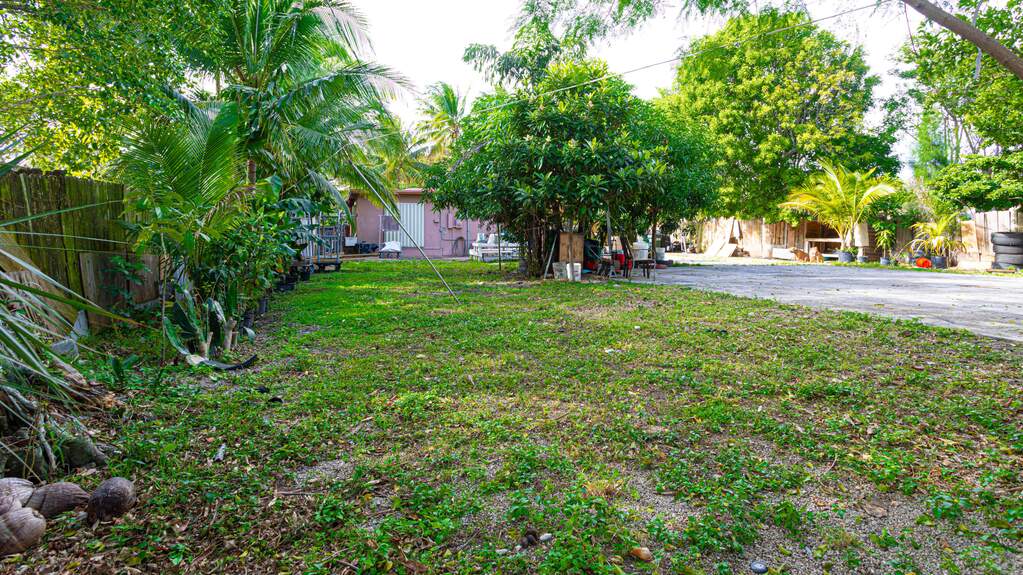 4 Bedroom Single Family Home/House's Image 27