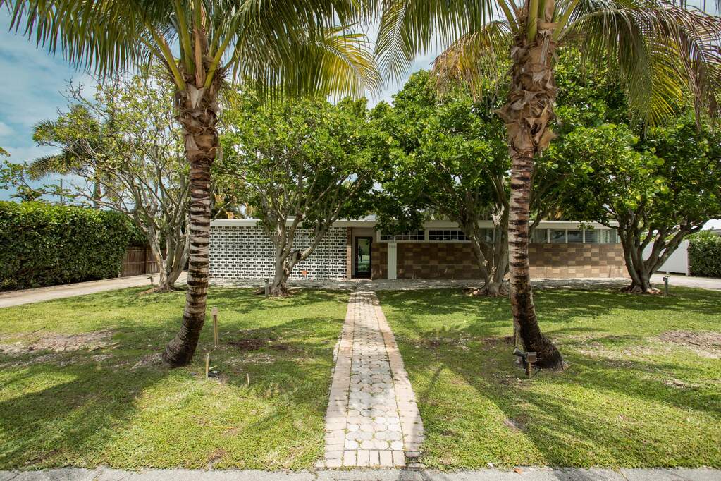 6 Bedroom Single Family Home/House's Image 39