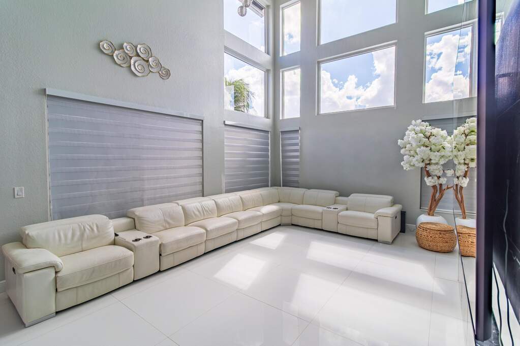 5 Bedroom Single Family Home/House's Image 40
