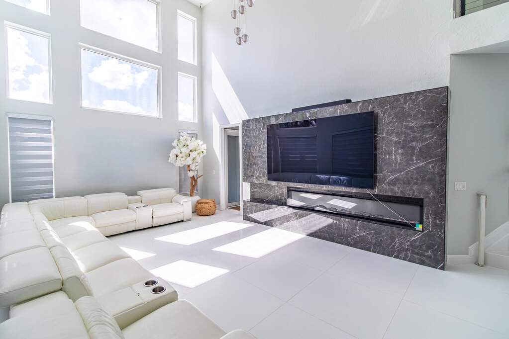 5 Bedroom Single Family Home/House's Image 41