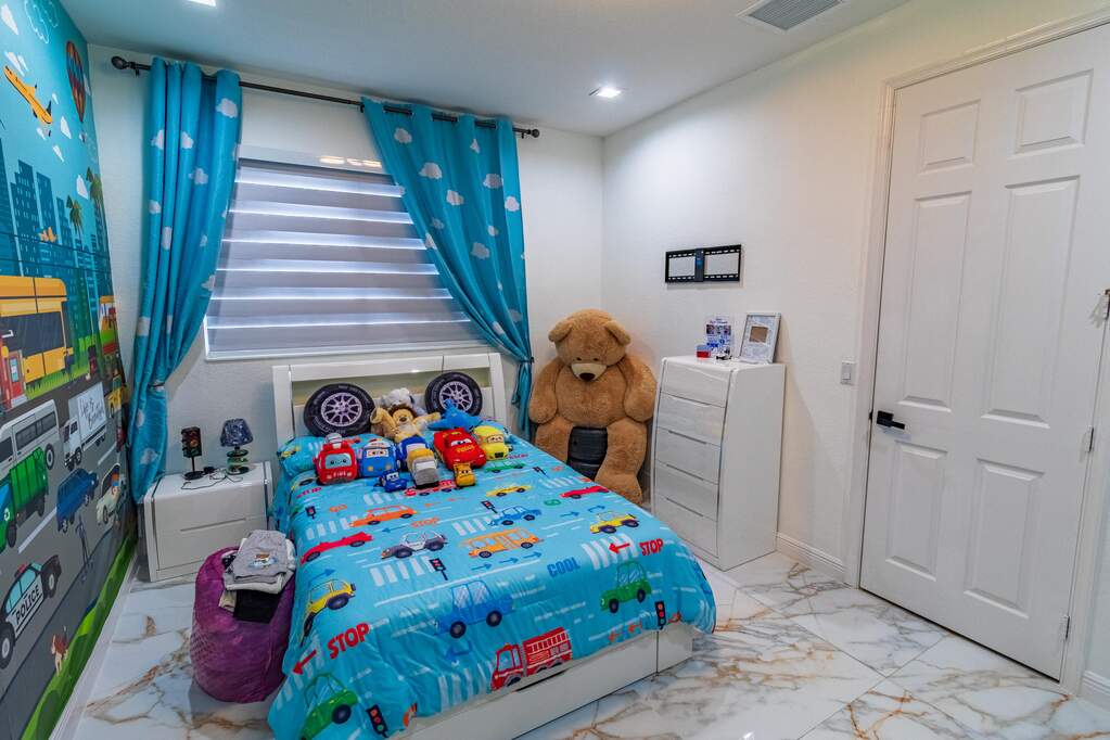 5 Bedroom Single Family Home/House's Image 65