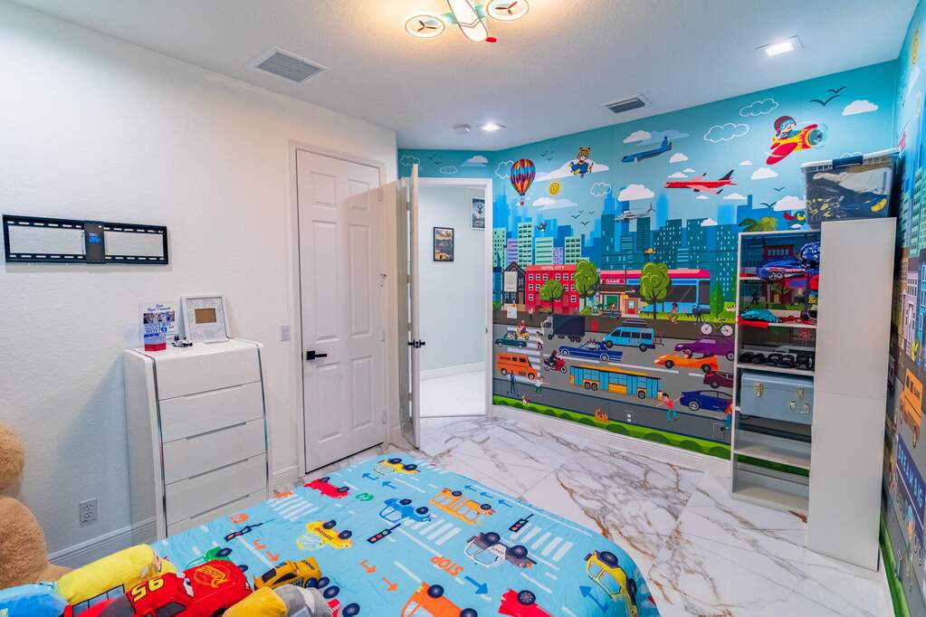 5 Bedroom Single Family Home/House's Image 66