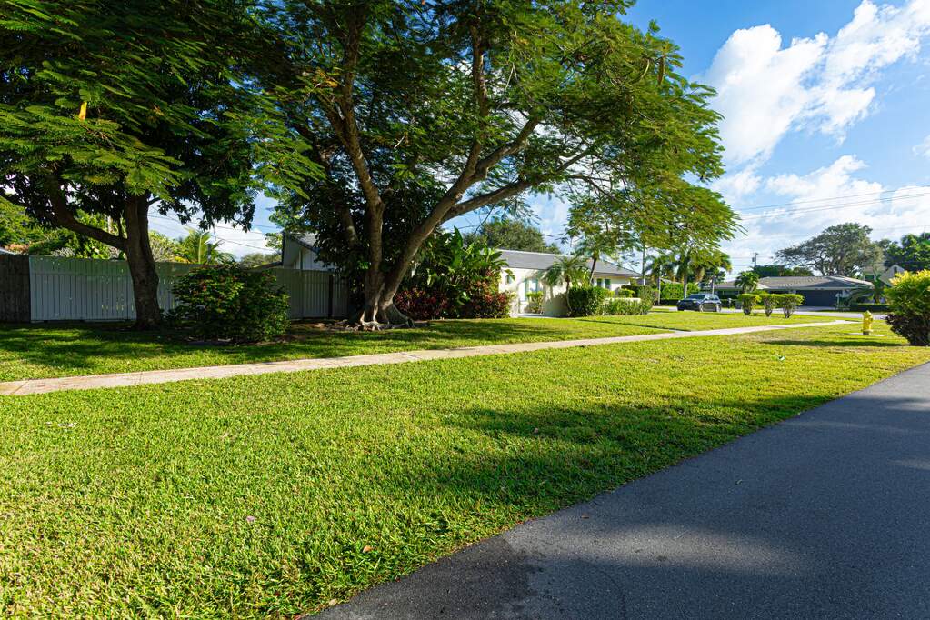 3 Bedroom Single Family Home/House's Image 3