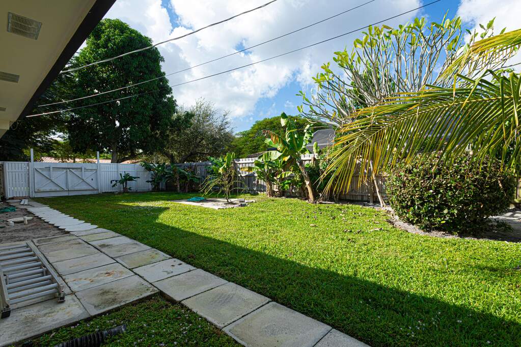 3 Bedroom Single Family Home/House's Image 41