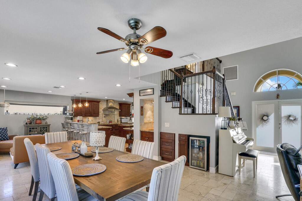 4 Bedroom Single Family Home/House's Image 9