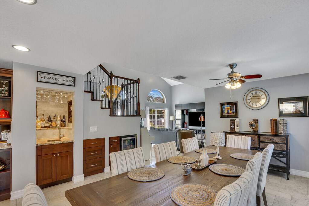 4 Bedroom Single Family Home/House's Image 10