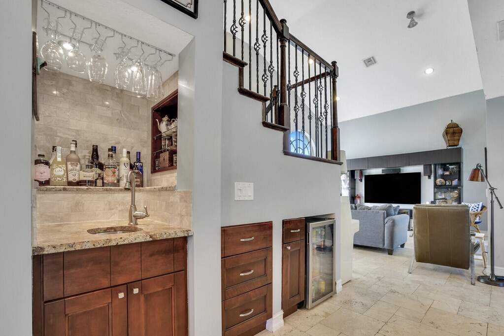 4 Bedroom Single Family Home/House's Image 13