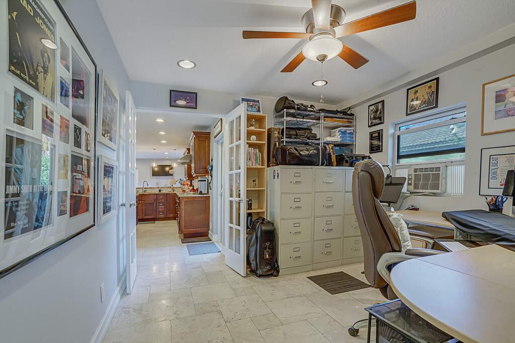 4 Bedroom Single Family Home/House's Image 23