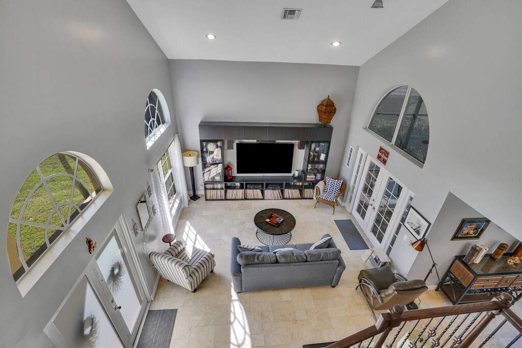 4 Bedroom Single Family Home/House's Image 26