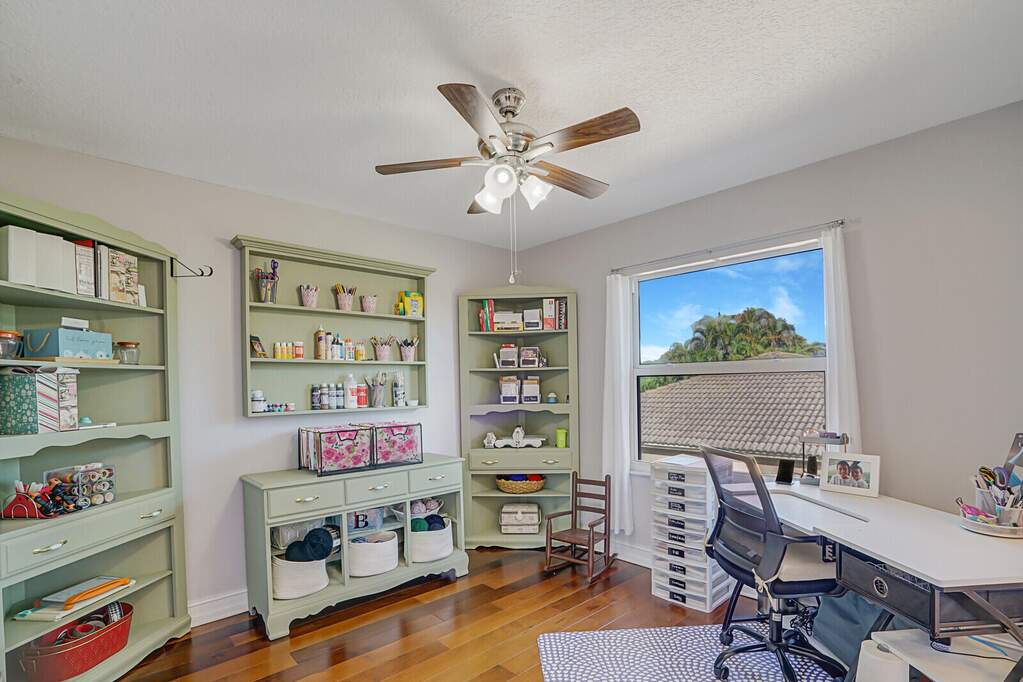 4 Bedroom Single Family Home/House's Image 36