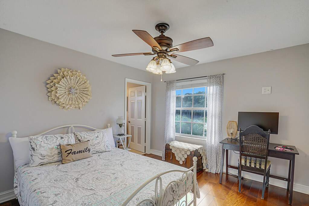 4 Bedroom Single Family Home/House's Image 40