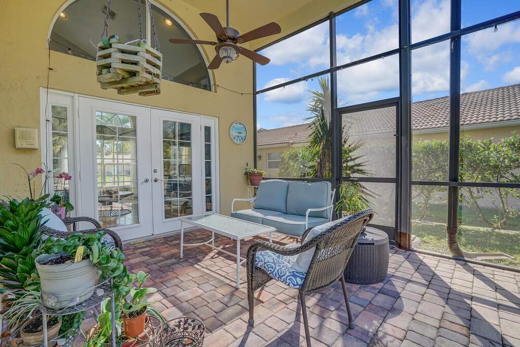 4 Bedroom Single Family Home/House's Image 43