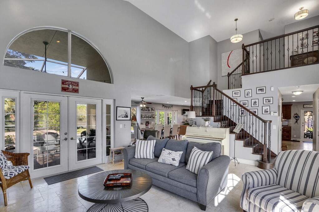 4 Bedroom Single Family Home/House's Image 4