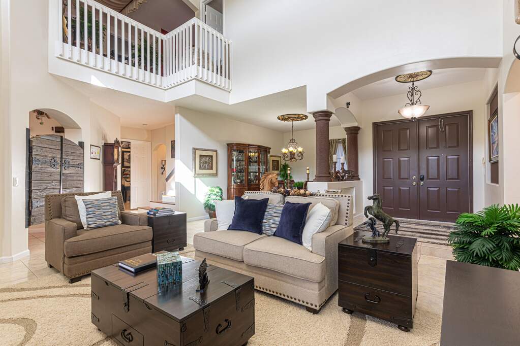 5 Bedroom Single Family Home/House's Image 7