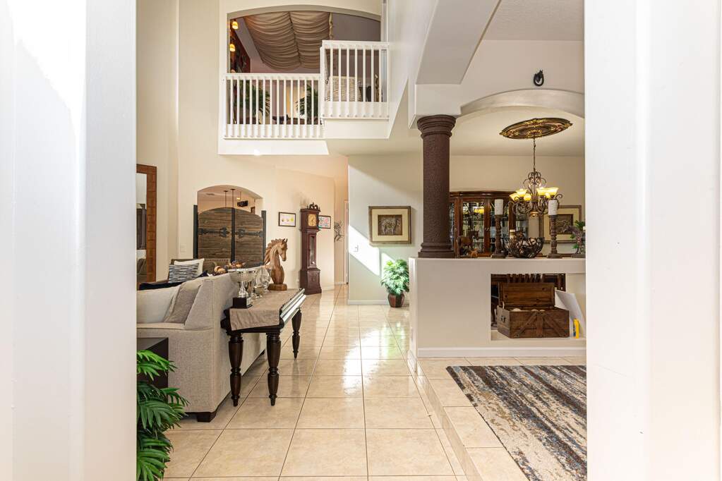 5 Bedroom Single Family Home/House's Image 9