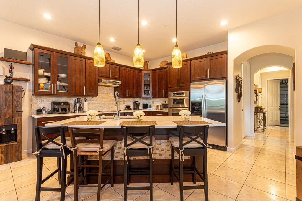 5 Bedroom Single Family Home/House's Image 13