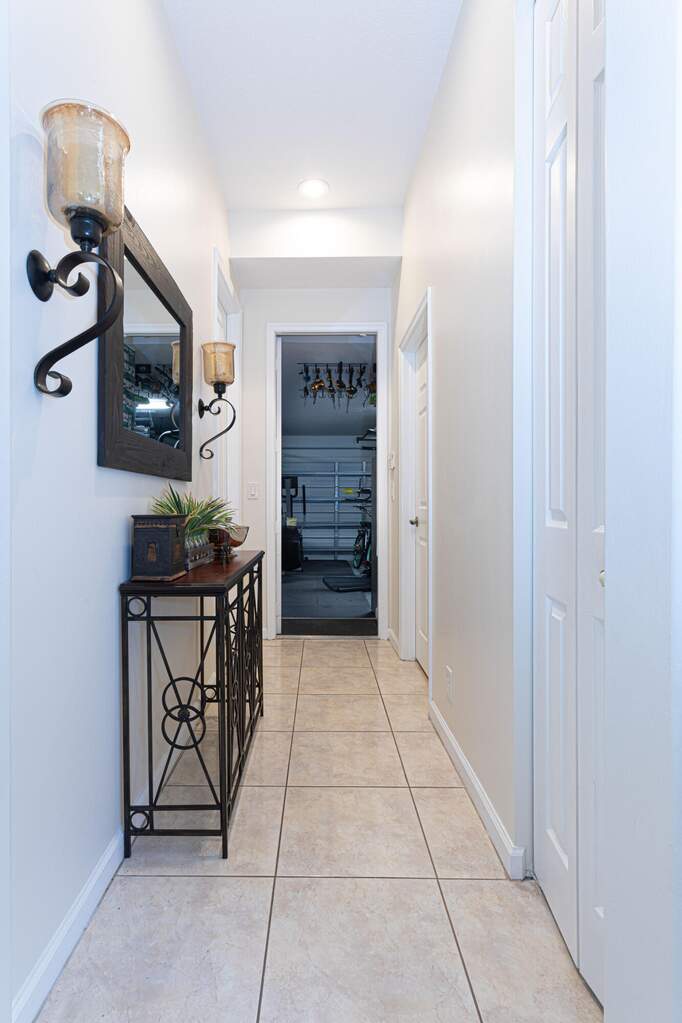 5 Bedroom Single Family Home/House's Image 36
