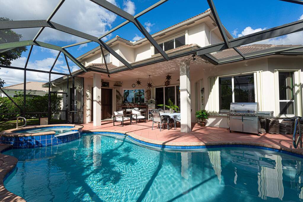 5 Bedroom Single Family Home/House's Image 42