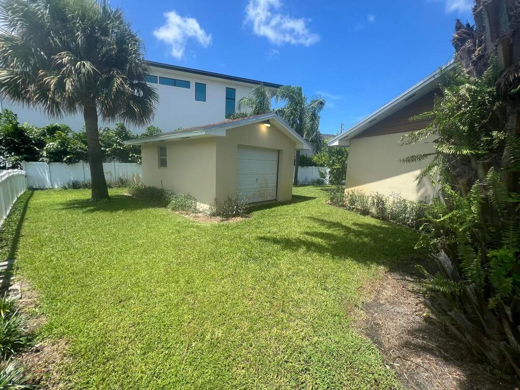5 Bedroom Multi Unit's Image 8