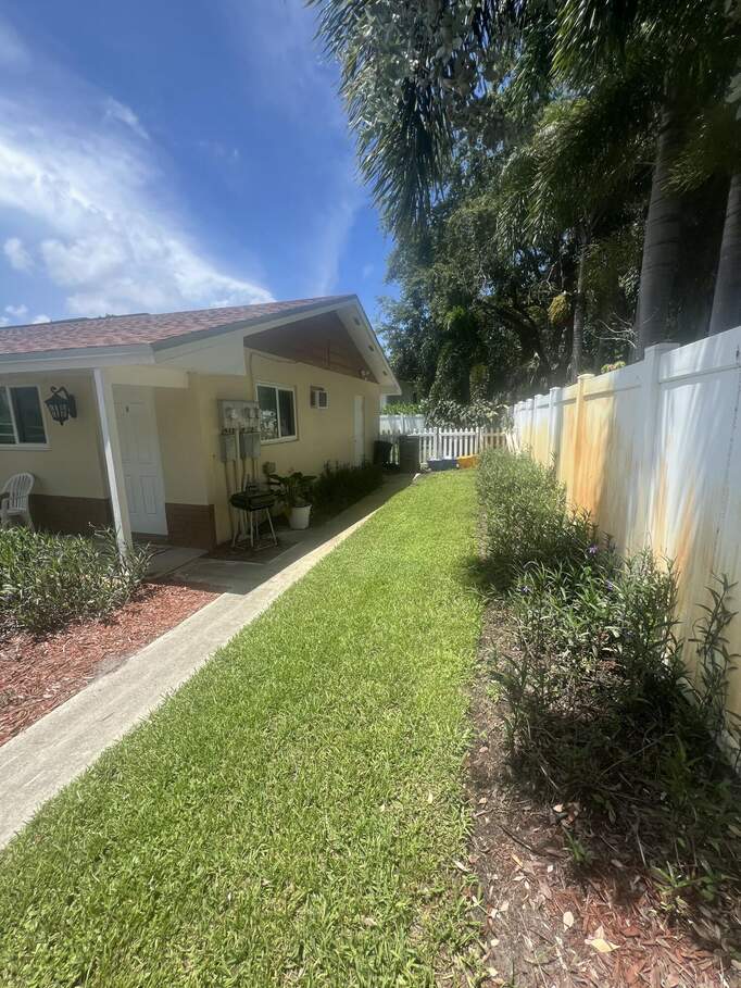4 2081 Joy Rene Lane