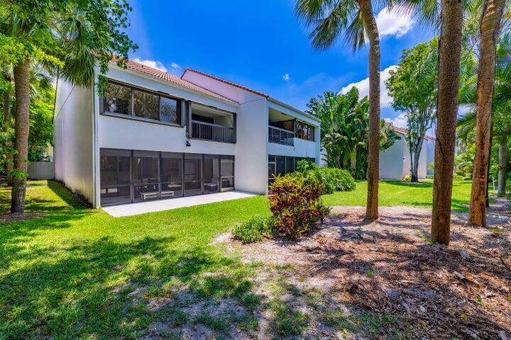 3 Bedroom Single Family Home/House's Image 7