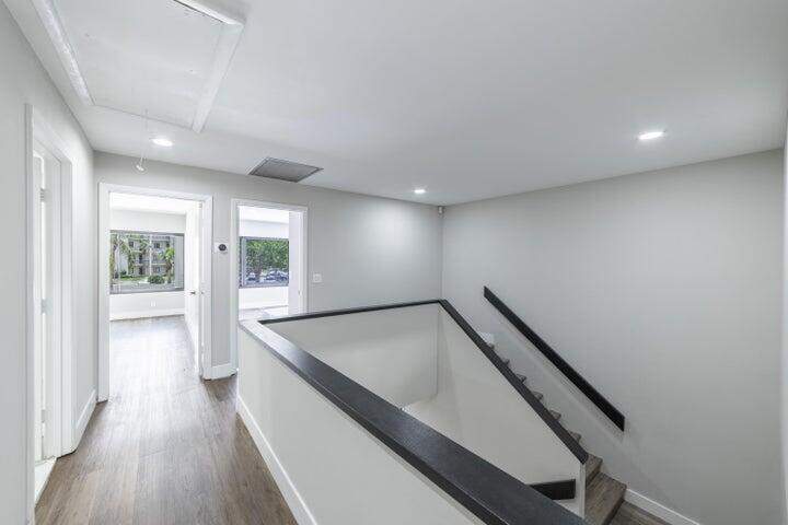 3 Bedroom Single Family Home/House's Image 8