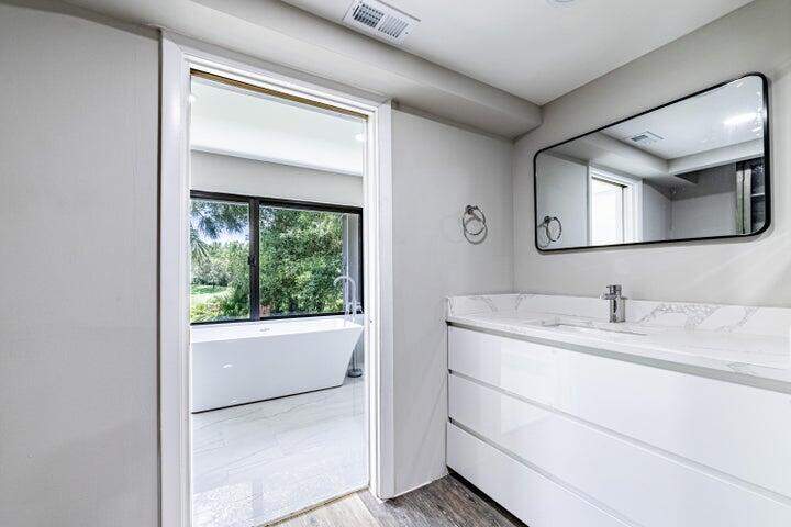 3 Bedroom Single Family Home/House's Image 15