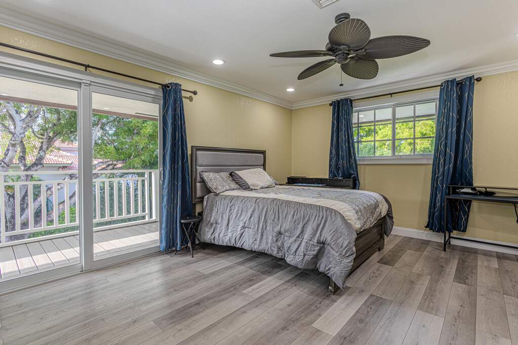 5 Bedroom Single Family Home/House's Image 13