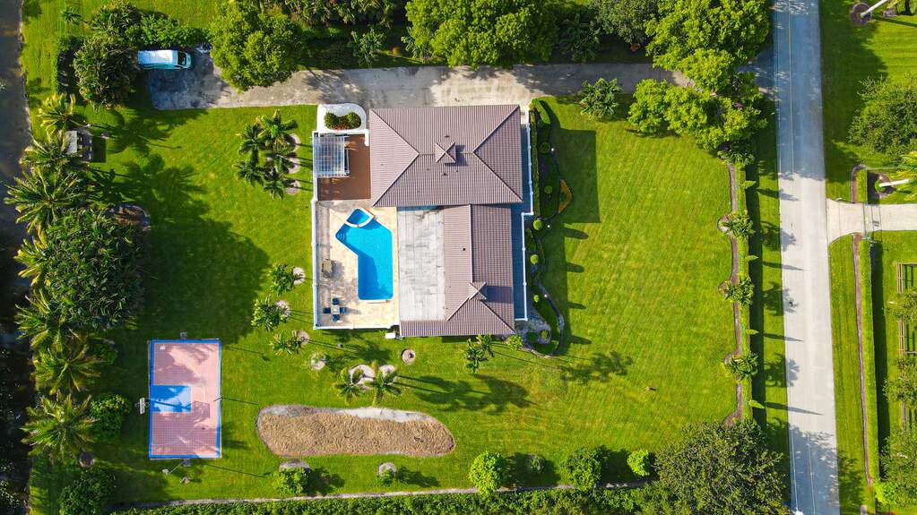 5 Bedroom Single Family Home/House's Image 40