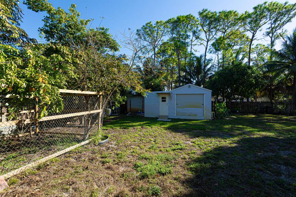 5 Bedroom Single Family Home/House's Image 46