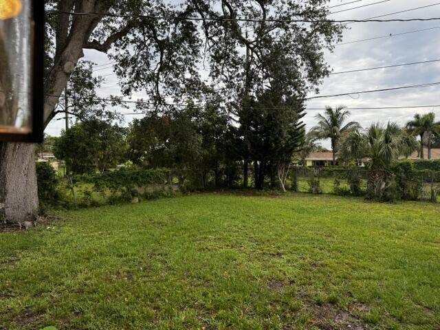 4 Bedroom Single Family Home/House's Image 15