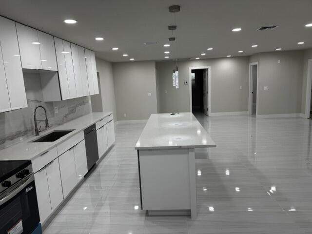 4 Bedroom Single Family Home/House's Image 26