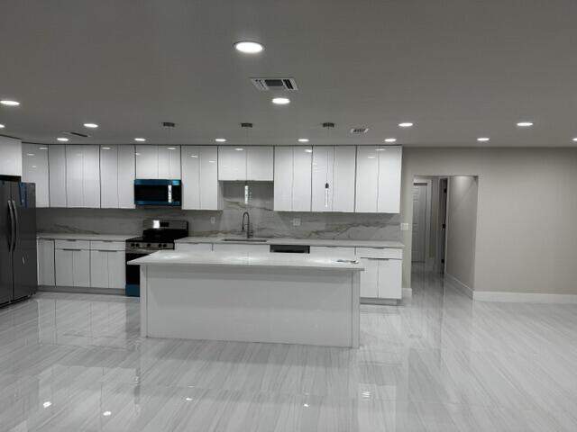 4 Bedroom Single Family Home/House's Image 36