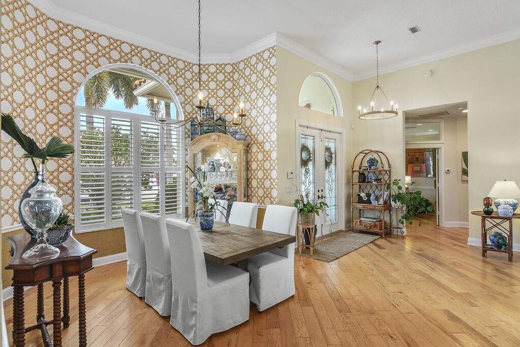 4 Bedroom Single Family Home/House's Image 6