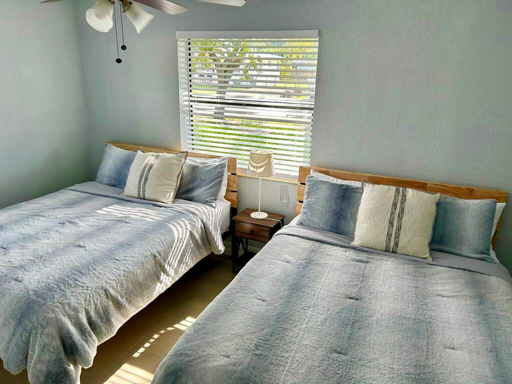 5 Bedroom Single Family Home/House's Image 27