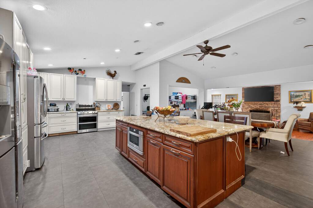 3 Bedroom Single Family Home/House's Image 9
