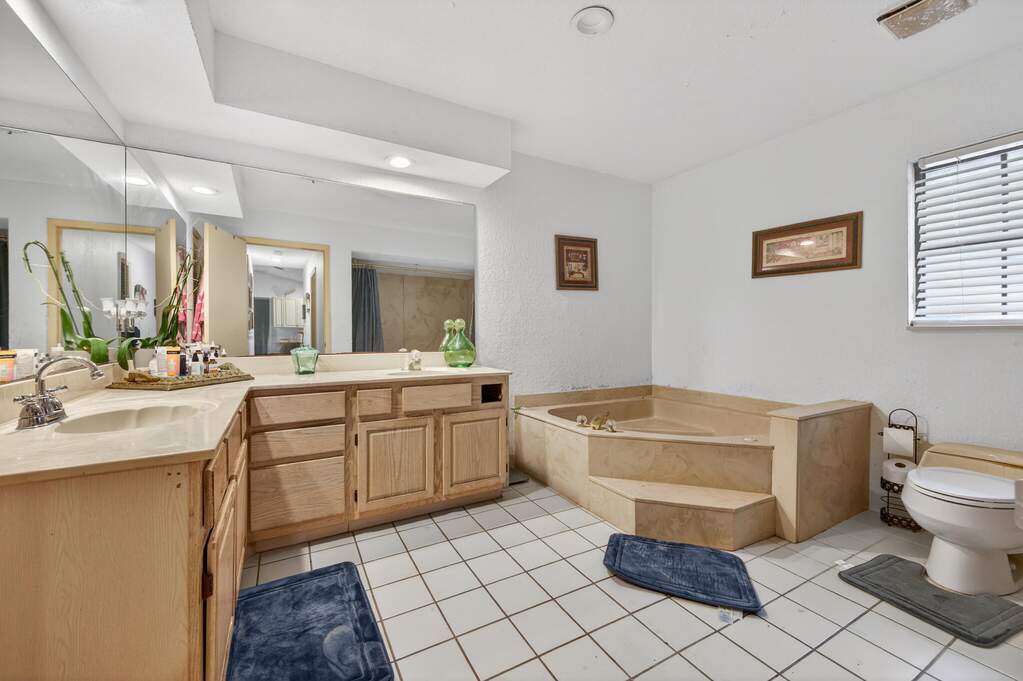 3 Bedroom Single Family Home/House's Image 16