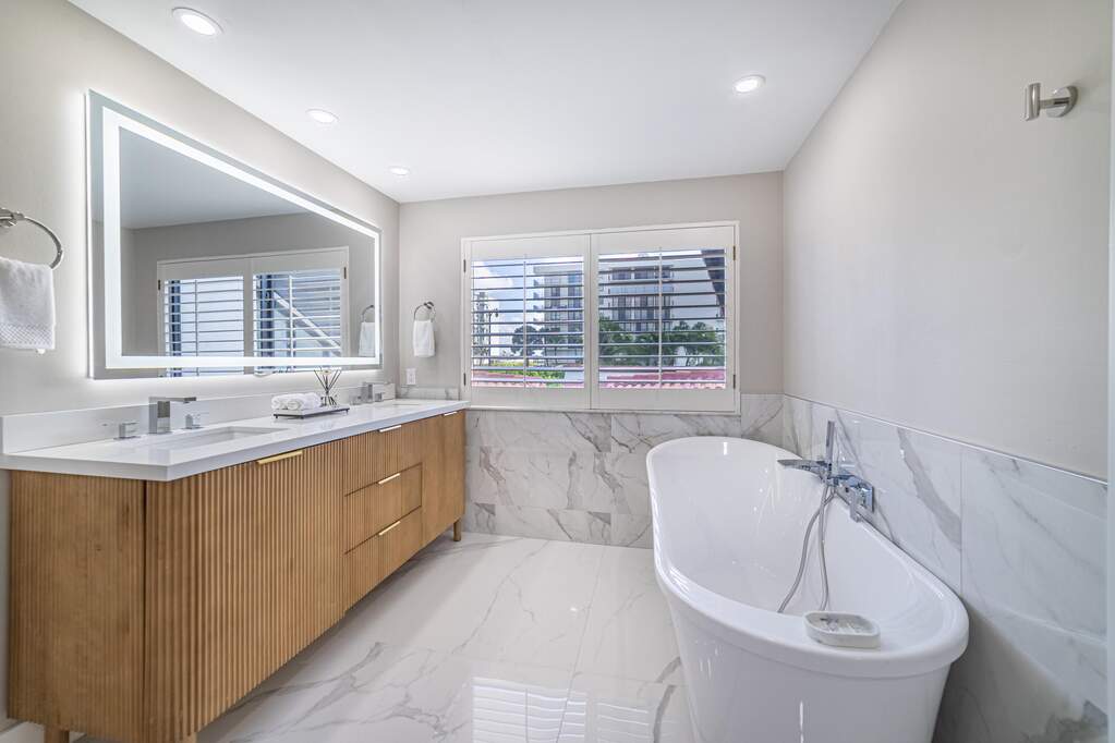 2 Bedroom Villa/Townhouse's Image 24
