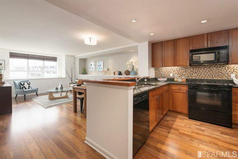 400 Beale Street #1407, San Francisco, CA 94105