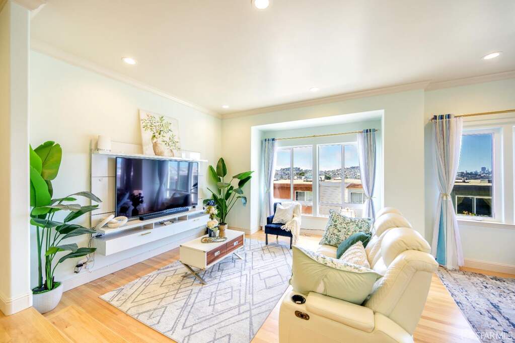 79 Karen Court photo