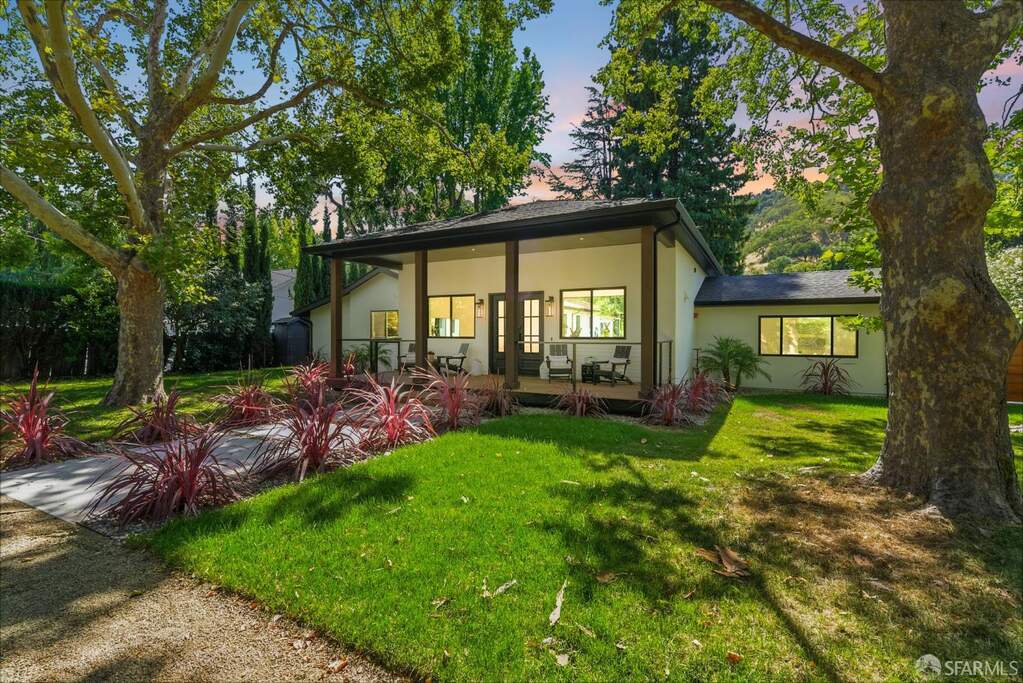 2559 Romley Lane photo