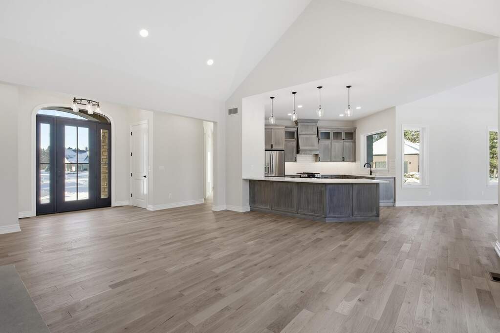 4 Bedroom Single Family Home/House's Image 9