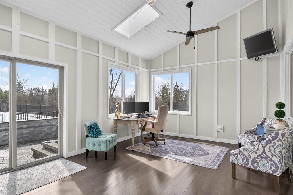 4 Bedroom Single Family Home/House's Image 18