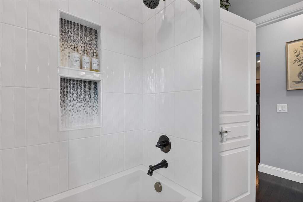 4 Bedroom Single Family Home/House's Image 34