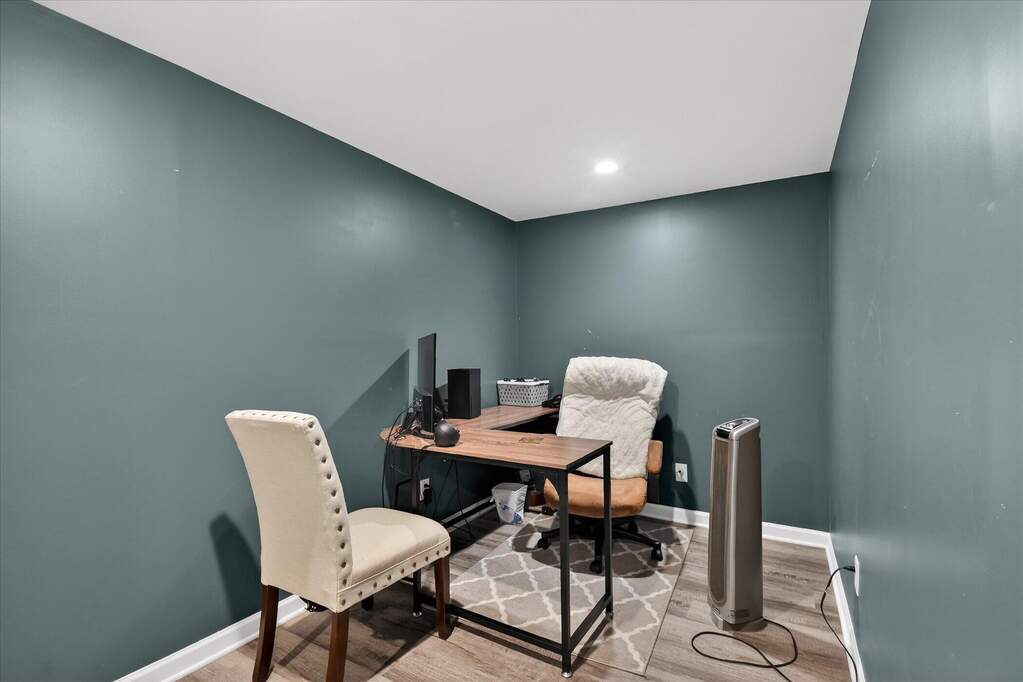 4 Bedroom Single Family Home/House's Image 46