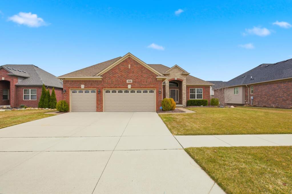 3 Bedroom Single Family Home/House's Image 46